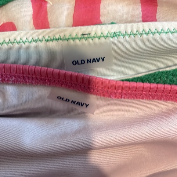 Old navy girls swim! - Picture 4 of 4